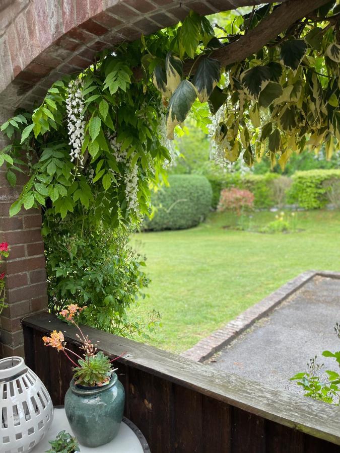 High Mead Bed & Breakfast Woodsford Bagian luar foto